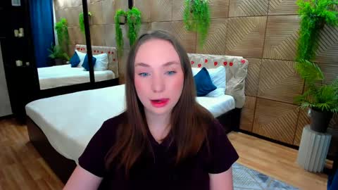 Emelie online show from 04.13.26