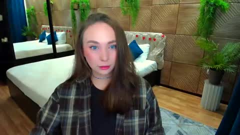 Emelie online show from 05.26.26