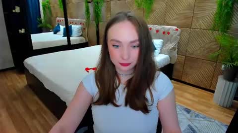 Emelie online show from 06.14.26