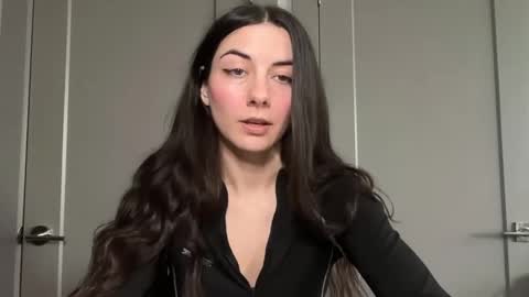 Snapshot of pieperx chatting on 10.27.25 piper online show from 10.27.25