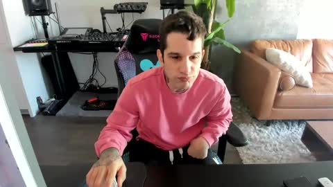 Snapshot of pierrefitch chatting on 03.03.25 Pierre Fitch online show from 03.03.25