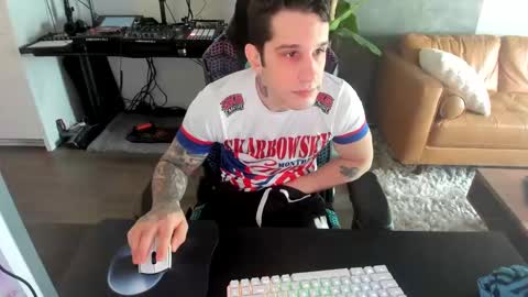 Snapshot of pierrefitch chatting on 03.04.25 Pierre Fitch online show from 03.04.25
