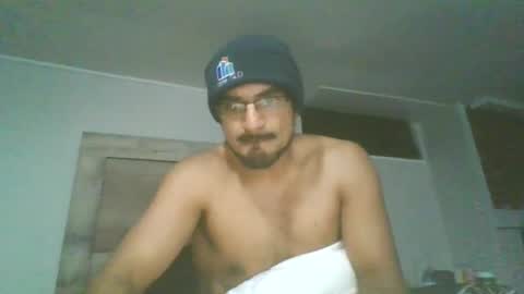 Snapshot of piggybottom299 chatting on 11.10.25 piggybottom299 online show from 11.10.25