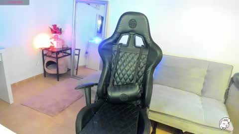 Snapshot of piinkpandora chatting on 09.27.25 PiinkPandora online show from 09.27.25