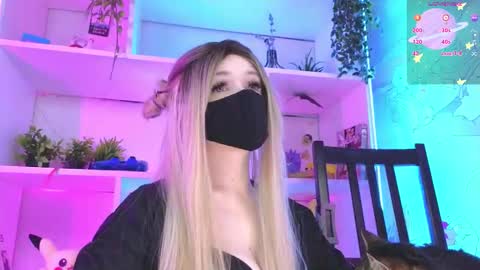 Snapshot of pika_pikaa chatting on 11.10.25 Sonya online show from 11.10.25