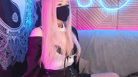 Snapshot of pika_pikaa chatting on 07.28.26 Sonya online show from 07.28.26