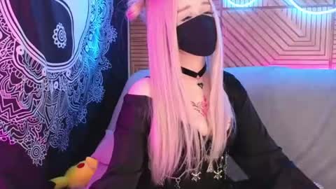 Snapshot of pika_pikaa chatting on 08.02.26 Sonya online show from 08.02.26
