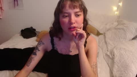 Snapshot of pikawiii chatting on 01.31.25 ill be back on monday 18th of november online show from 01.31.25