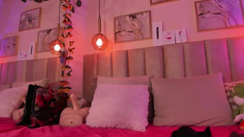 PIKAYLE  online show from 01.06.26