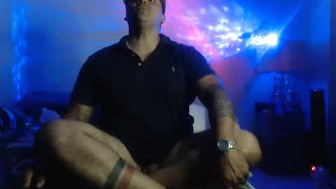 Snapshot of pikoro_gomez chatting on 12.18.24 pikoro_gomez online show from 12.18.24