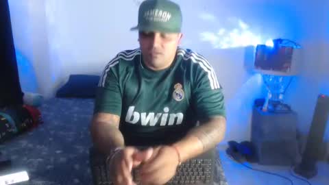 Snapshot of pikoro_gomez chatting on 02.10.25 pikoro_gomez online show from 02.10.25