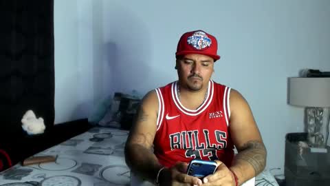 Snapshot of pikoro_gomez chatting on 11.13.25 pikoro_gomez online show from 11.13.25