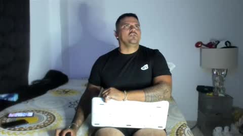 Snapshot of pikoro_gomez chatting on 01.16.26 pikoro_gomez online show from 01.16.26