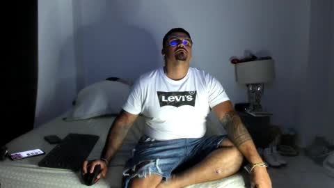 Snapshot of pikoro_gomez chatting on 02.14.26 pikoro_gomez online show from 02.14.26