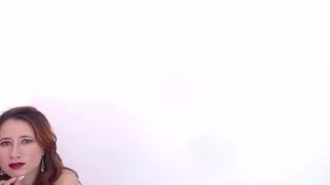 Snapshot of pilararias chatting on 12.03.25 Pilar online show from 12.03.25