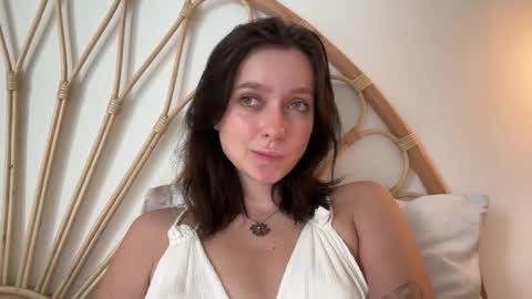 Snapshot of pileacadieri__ chatting on 12.11.24 Trisha     online show from 12.11.24