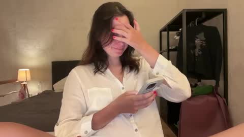 Snapshot of pileacadieri__ chatting on 03.11.25 Trisha     online show from 03.11.25