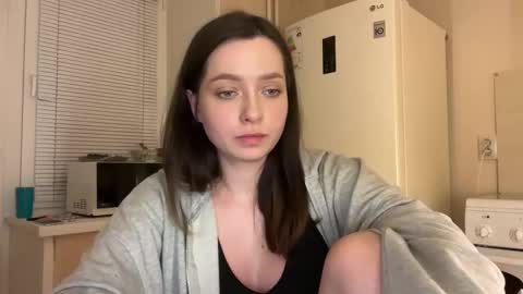Snapshot of pileacadieri__ chatting on 09.17.25 Trisha     online show from 09.17.25