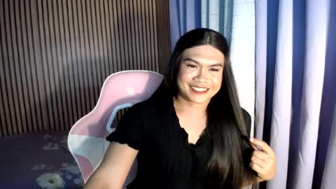 CHLOE online show from 07.04.26