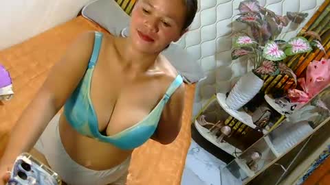IM FLOR online show from 06.13.26