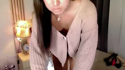 Snapshot of pinay_ivy chatting on 09.08.25 Ivy Morningstar online show from 09.08.25