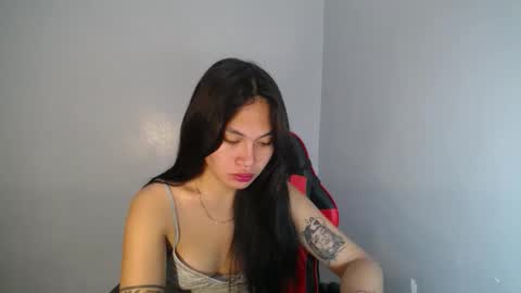 Snapshot of pinay_jenxx chatting on 11.27.25 Jen online show from 11.27.25