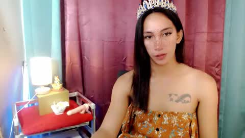 lucyLove online show from 04.28.26