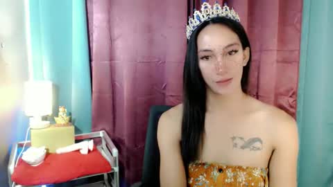 Snapshot of pinay_lucy chatting on 05.14.26 lucyLove online show from 05.14.26