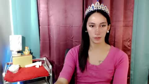 Snapshot of pinay_lucy chatting on 05.21.26 lucyLove online show from 05.21.26