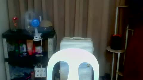 Snapshot of pinay_rosee chatting on 04.06.26 pinay_rosee online show from 04.06.26