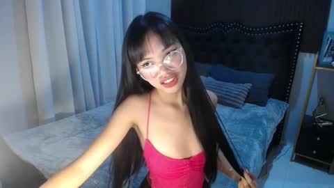 dee online show from 02.23.25