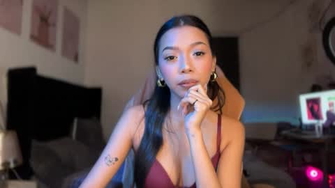 Snapshot of pinay_xpress chatting on 06.21.26 TINA online show from 06.21.26