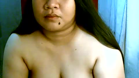 Snapshot of pinayjona chatting on 06.19.26 pinayjona online show from 06.19.26