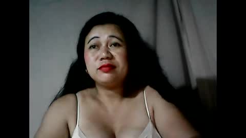 pinaymama12345 online show from 12.29.24