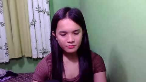 pinaymorena_rhowe online show from 12.28.24