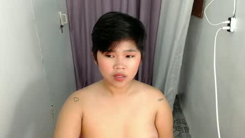 Lyn the Lesbian online show from 02.15.25