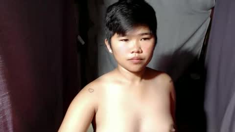 Lyn the Lesbian online show from 11.07.25