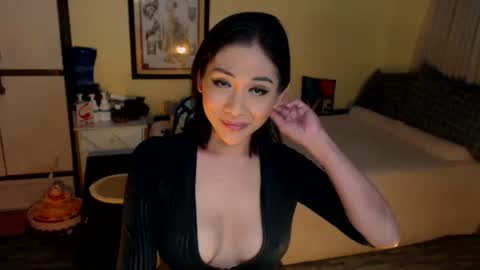 Snapshot of pinaysluttyaira chatting on 10.02.25 PinaySluttyAira online show from 10.02.25