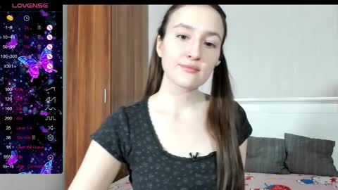 Snapshot of pingviluly chatting on 09.16.25 pingviluly online show from 09.16.25