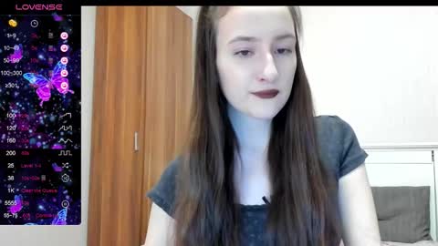 Snapshot of pingviluly chatting on 12.15.25 pingviluly online show from 12.15.25