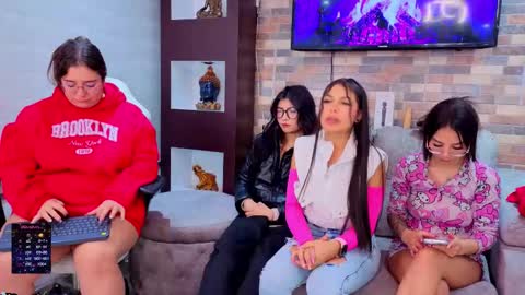 pink_as online show from 02.14.26