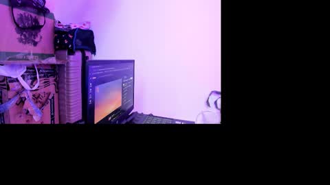 Snapshot of pink_quarz chatting on 03.09.26 KELLY online show from 03.09.26