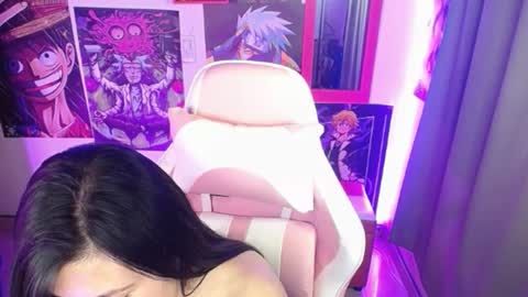 Snapshot of pink_yuii chatting on 01.19.25 pink_yuii online show from 01.19.25