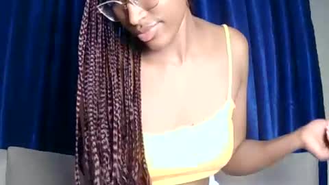 PinkyAura online show from 07.28.26
