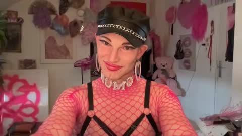 pinkfag online show from 12.21.25