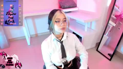 PINKK online show from 10.26.25