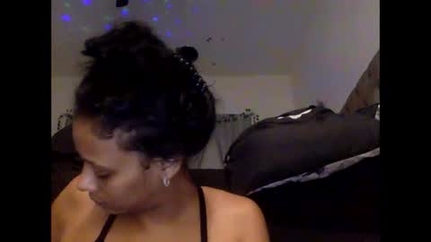 Snapshot of pinkmonae chatting on 11.25.25 pinksugar online show from 11.25.25