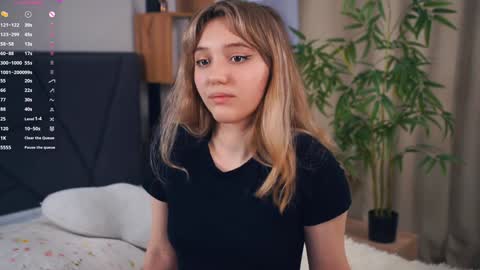 Snapshot of pinkncrazy chatting on 03.05.25 HERES ALICE WELCOME EVERYONE LOVENSE DOMI REACT TO YOUR TIPS LETS MAKE A GREAT SHOW TOGETHER online show from 03.05.25