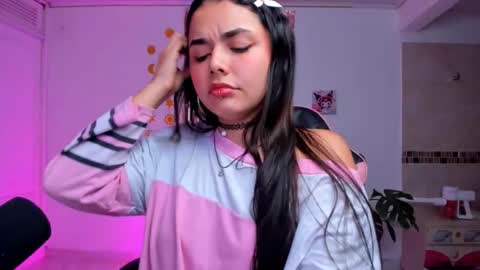 Sarah .. online show from 10.23.25