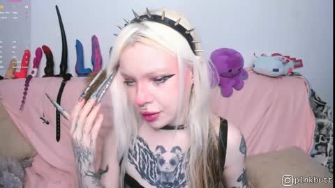 Helen Goat online show from 05.30.26